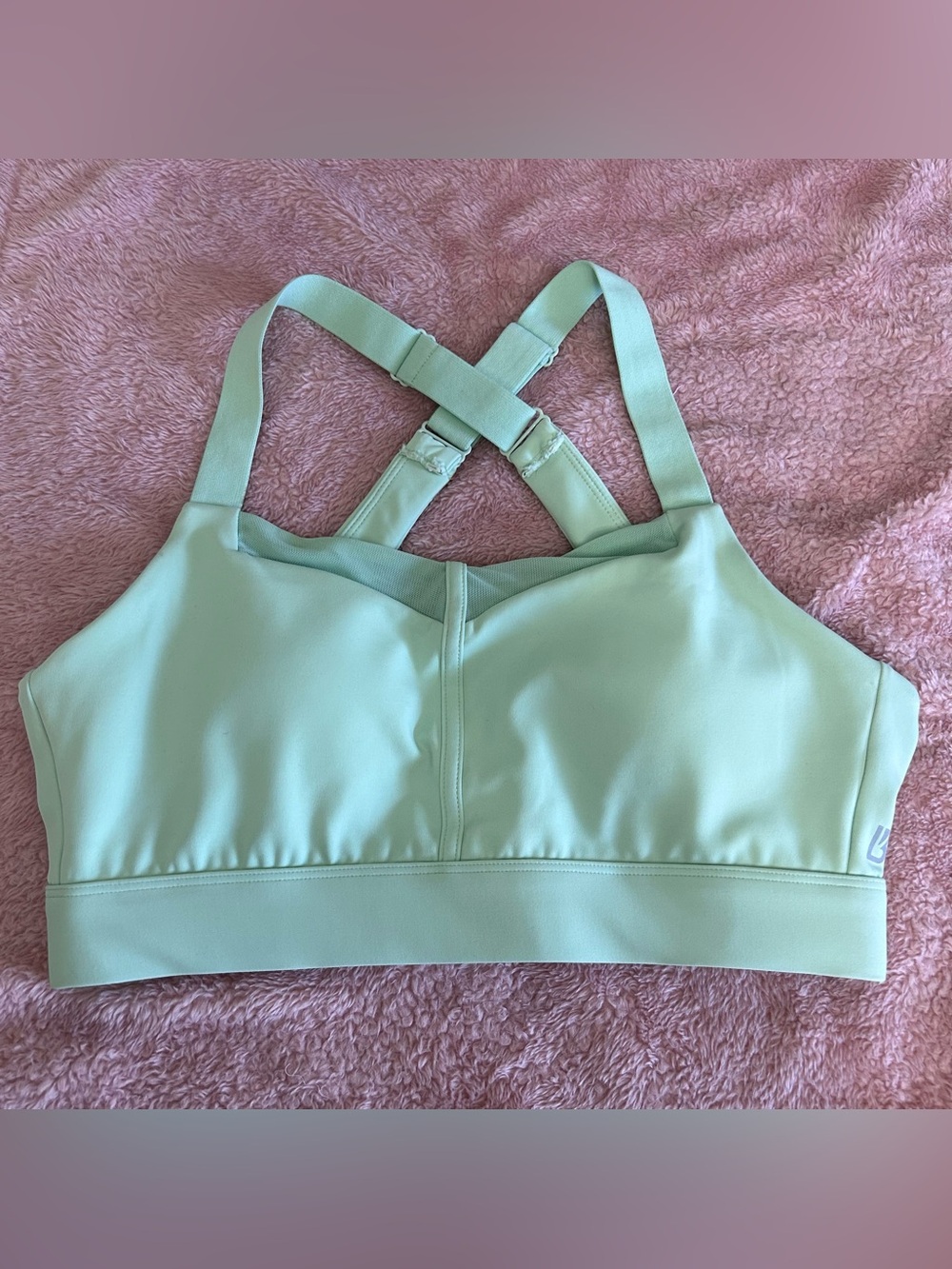 BuffBunny Collection Green Criss Cross Padded Sports Bra Women Medium